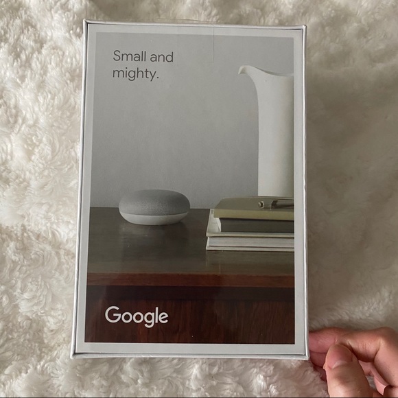 Google Nest Mini Smart Speaker 2nd Generation - Picture 3 of 4